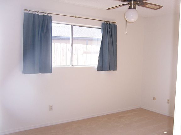 3rd image of 7989 Manila Cir
