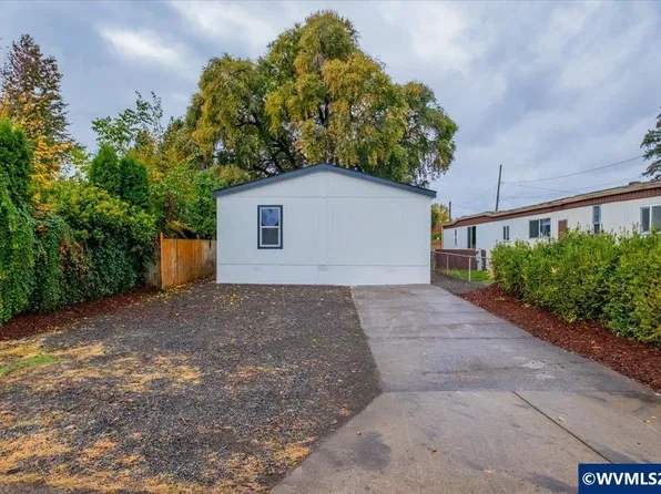 3025 Brown Rd NE, Salem, OR 97305