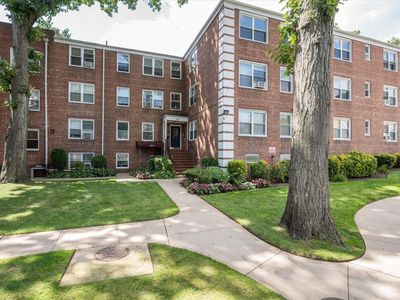 12 Edwards Street #1C, Roslyn Heights, NY, 11577