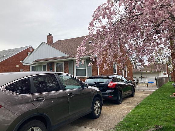 2nd image of 9660 Quandt Ave