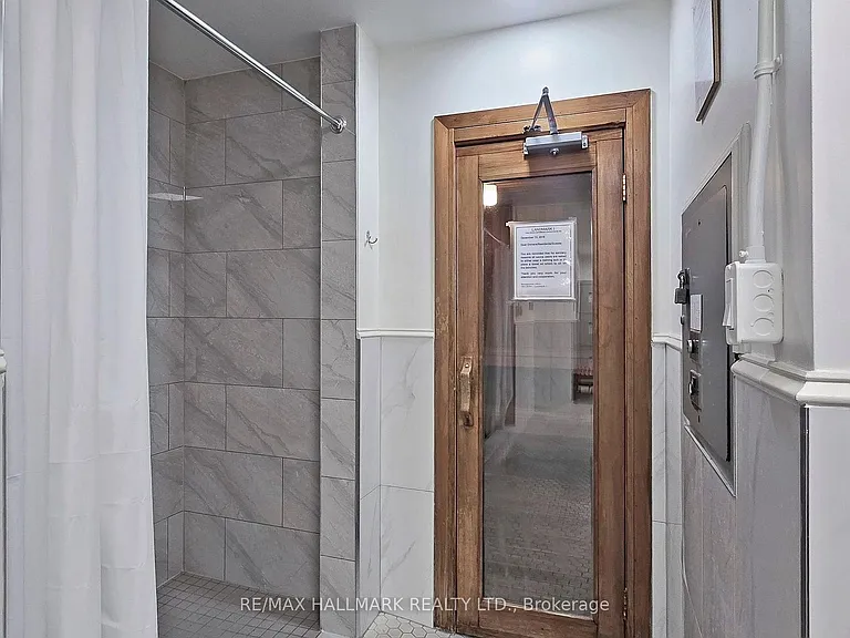7805 Bayview Ave #1024 — Photo 33