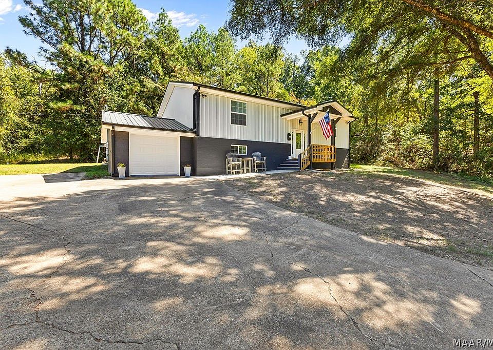 1st image of 430 Forge Rd