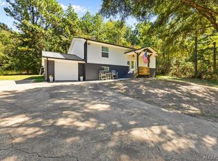430 Forge Rd, Deatsville, AL 36022