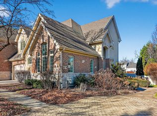 429 Skipping Stone Ln, Hinsdale, IL 60521