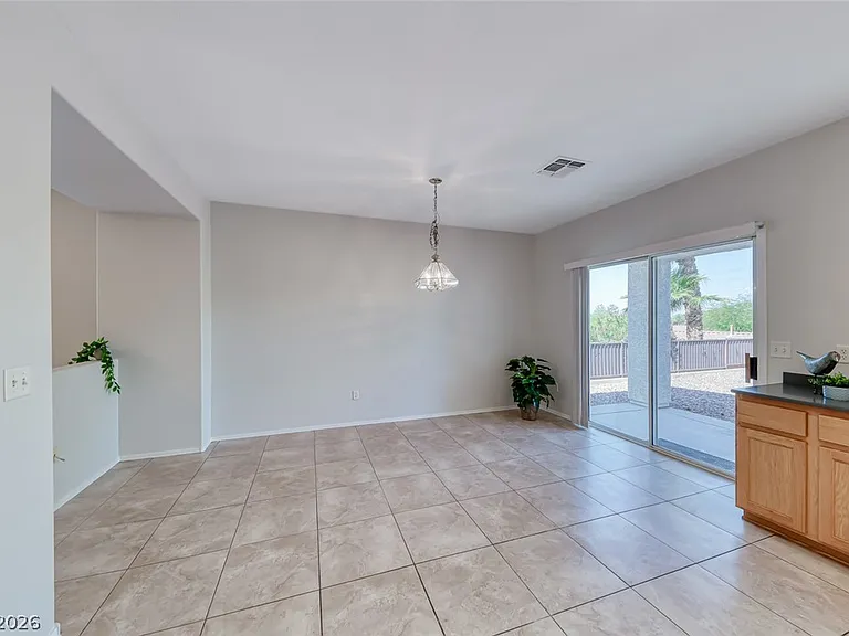 2343 Schaeffer Hills Dr — Photo 11