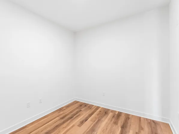 873 Communipaw Avenue image 16 of 19