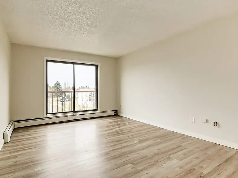 4102 43rd Ave #101 — Photo 18