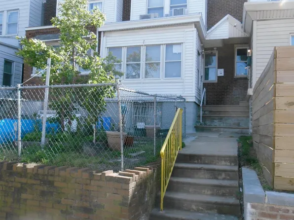 2246 S 66th St, Philadelphia, PA 19142