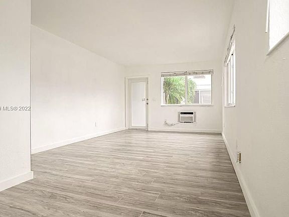 2nd image of 8509 Crespi Blvd APT 7