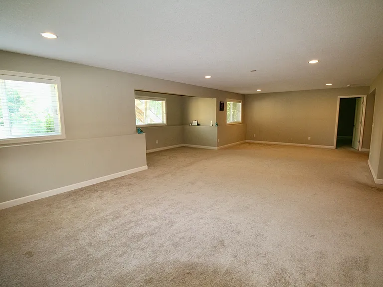 15672 Fairchild Way — Photo 34