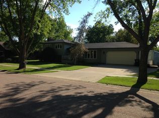 3420 Par St N, Fargo, ND 58102