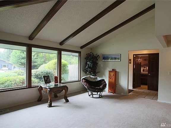 5th image of 2156 Edgewood Cir SE