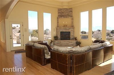 20130910183841863454000000-o