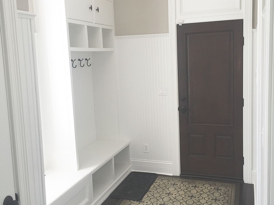 2nd image of 373 Linden St