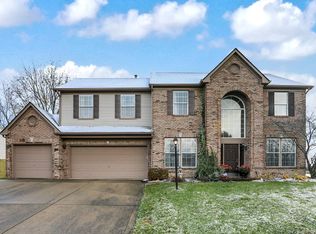 201 Creekview Cir, Mooresville, IN 46158