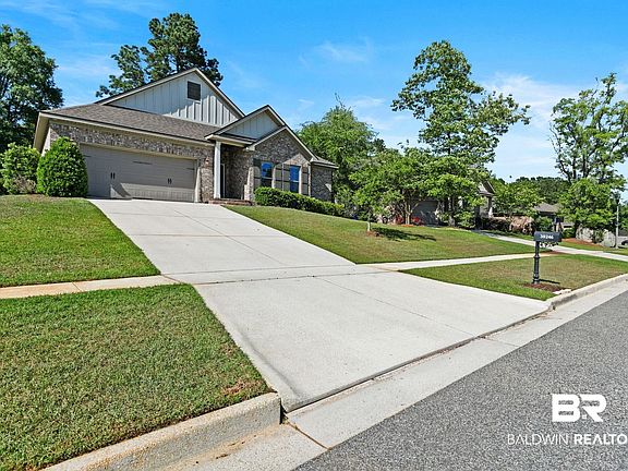 4th image of 30246 Persimmon Dr