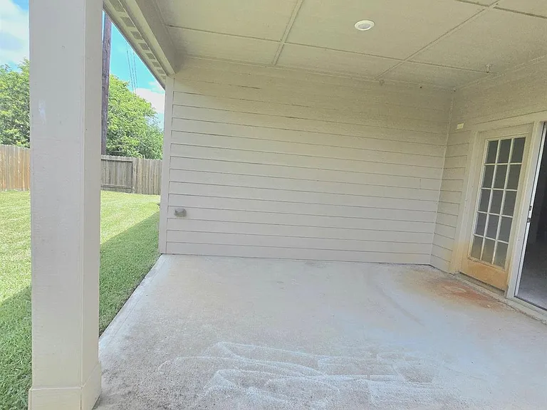 9510 Opal Gates Dr — Photo 14