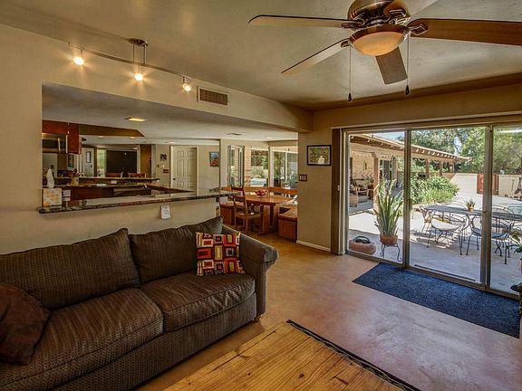 5th image of 3318 E Terra Alta Blvd