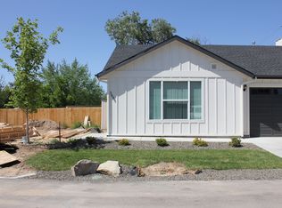 3695 N Maple Grove Rd, Boise, ID 83704