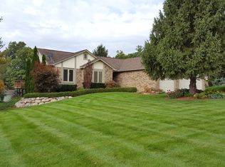 6459 Mockingbird Ln, Clarkston, MI