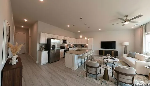 330 E Carson St #2201 — Photo 24