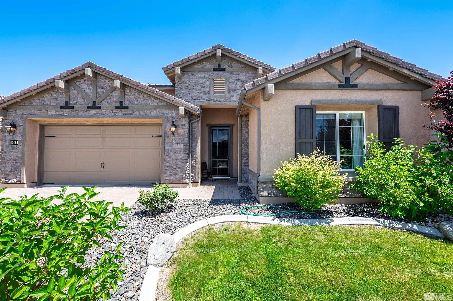 9566 Gazala Ln photo 1