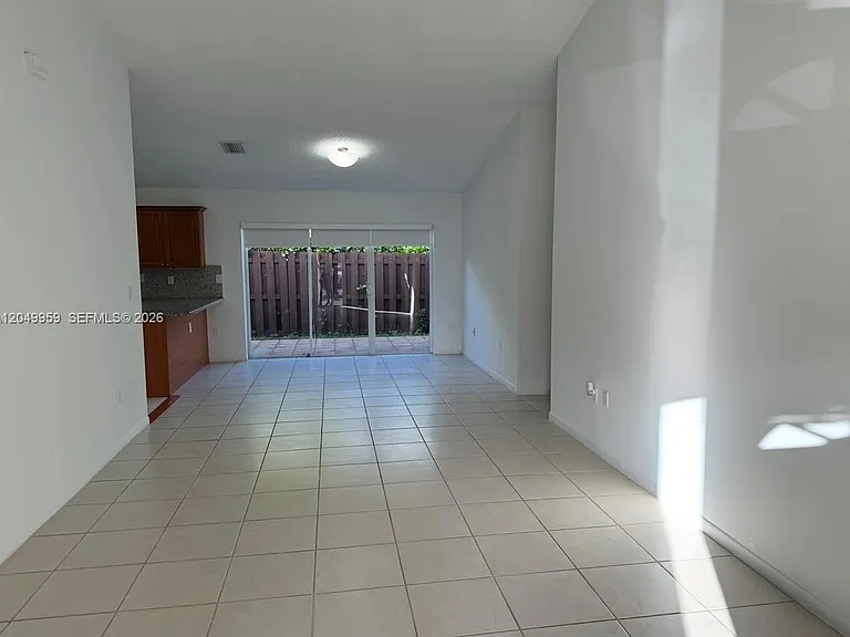 5758 NW 97th Pl — Photo 12