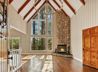 588 Brentwood Dr, Lake Arrowhead, CA 92352