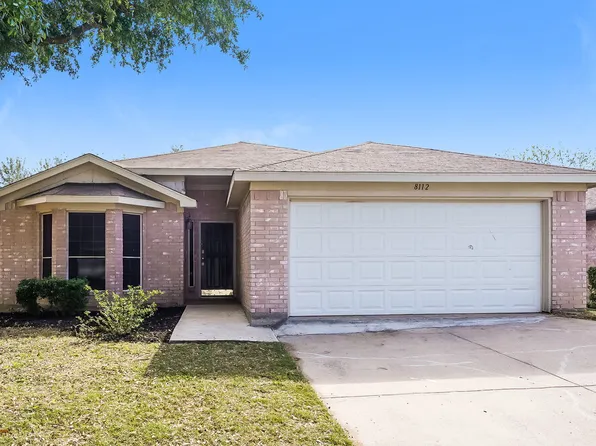 8112 Broken Arrow Rd, Fort Worth, TX 76137