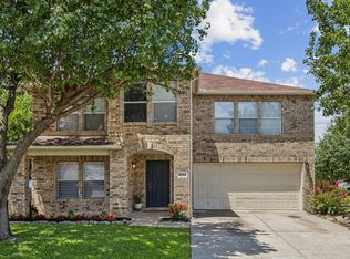 6608 Canyon Oak Dr, Fort Worth, TX 76112