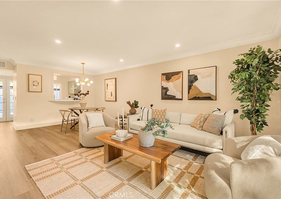 1st image of 48792 Desert Flower Dr