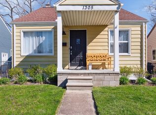 1305 E Chesterfield St, Ferndale, MI