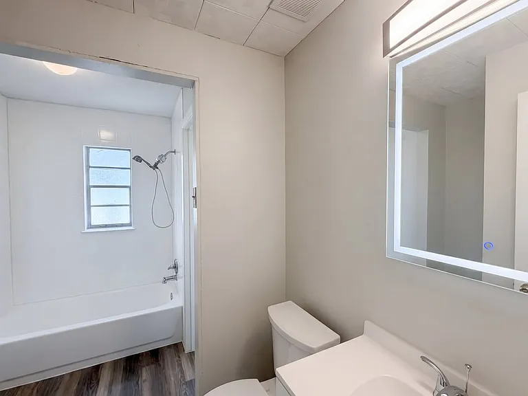 1115 N Forrest Ave — Photo 7