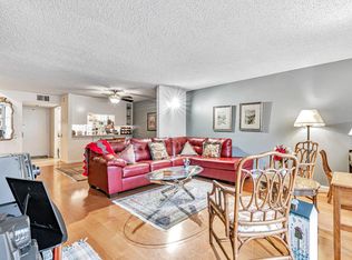 713 Woodside Ln E UNIT 2, Sacramento, CA 95825