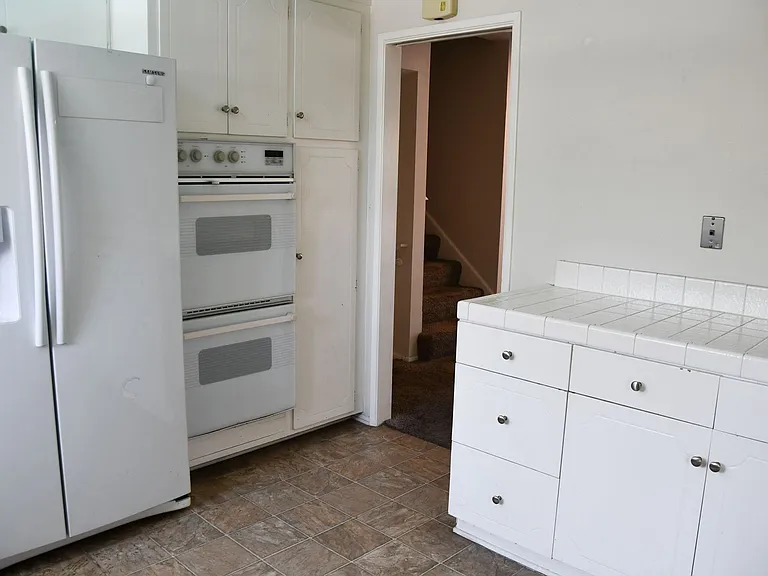522 E Collins Ave — Photo 25