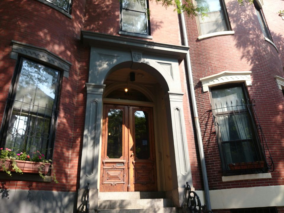 2nd image of 449 Shawmut Ave APT 3