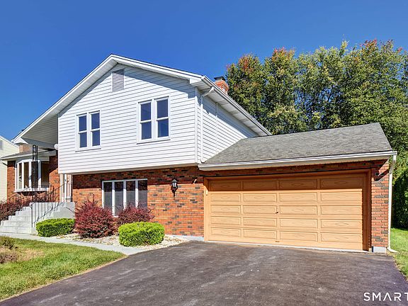 2nd image of 107 Patriot Lane
