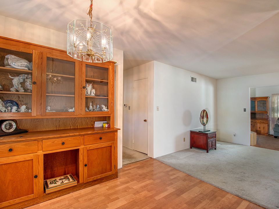 1st image of 2265 Flushing Dr