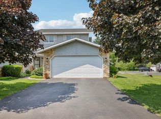 N4233 Alpine Village Ln UNIT 1, Cambridge, WI 53523