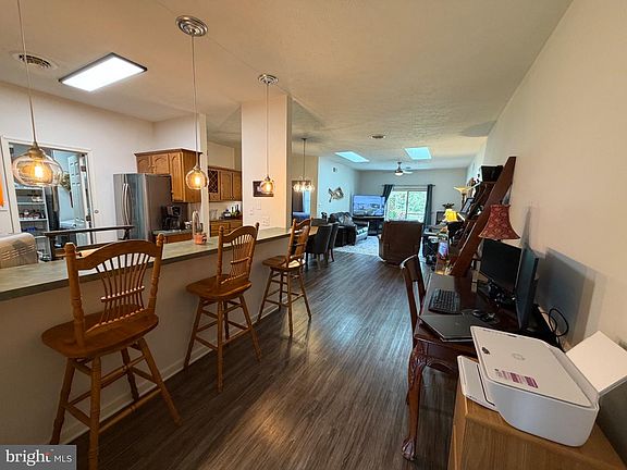 3rd image of 2556 Echo Springs Rd