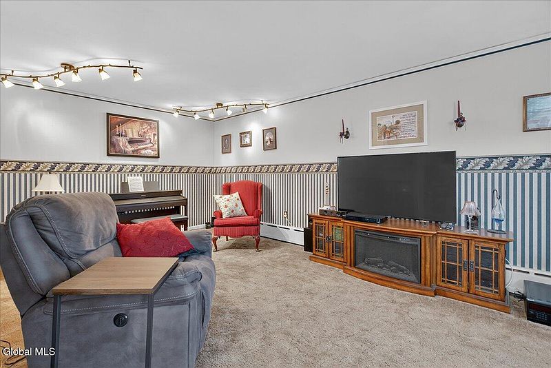 5th image of 102 S Crystal Street