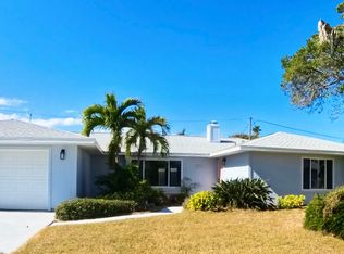 790 Palm Dr, Satellite Beach, FL 32937
