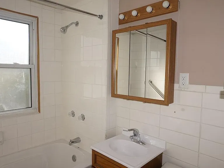 2601 Cottonwood Ct — Photo 14