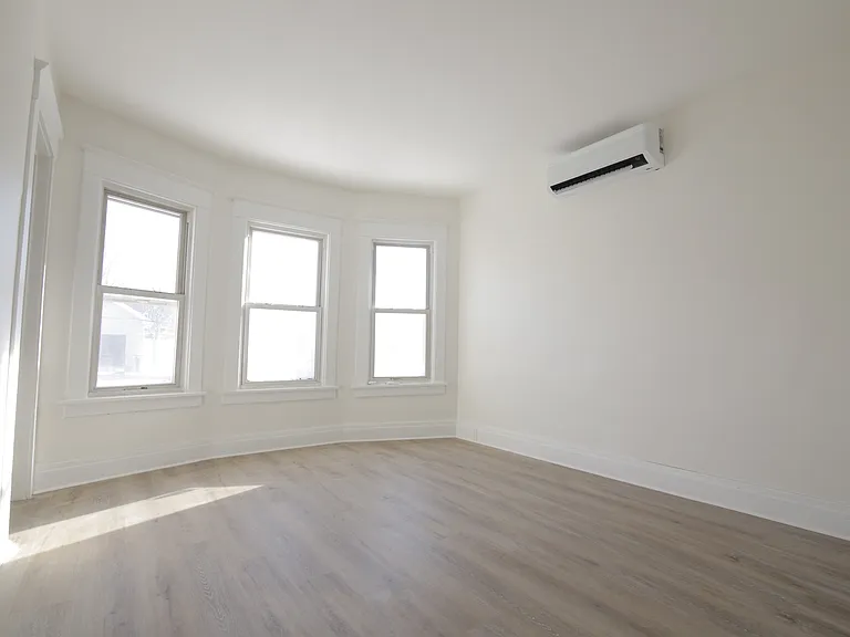 100 Zittel St #2 — Photo 9