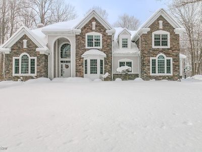 12430 Willshire Ln, Chardon, OH, 44024