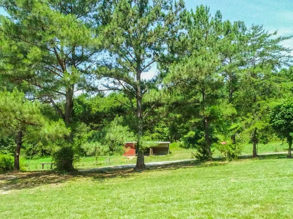784 Waterside Dr, Yanceyville, NC 27379