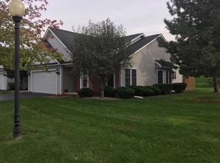 39 Amberwood Pl, Rochester, NY 14626