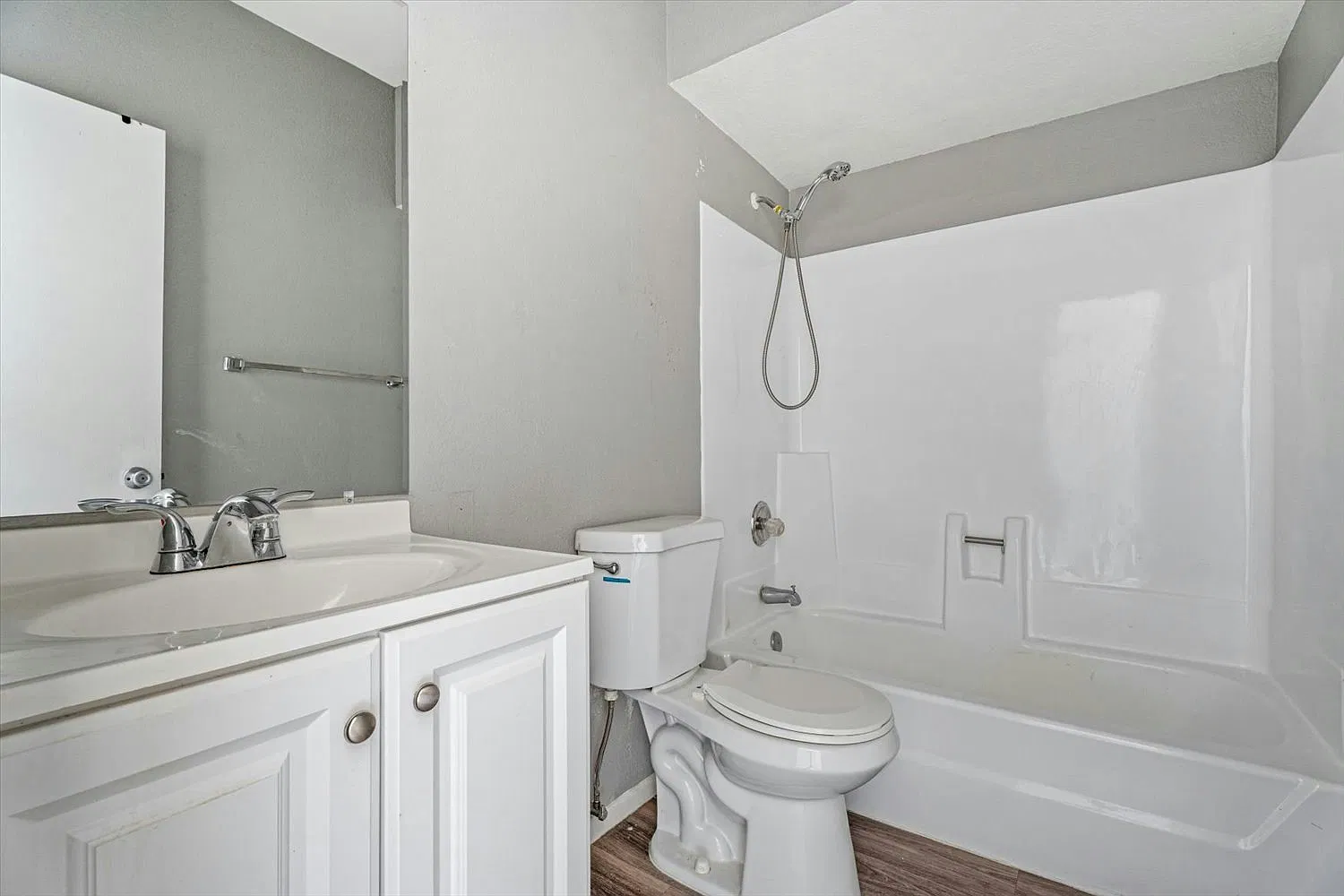 2814 East Marconi Avenue, Unit 203 — Photo 4