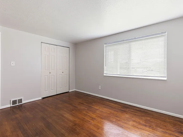 5574 Perkins Rd — Photo 15