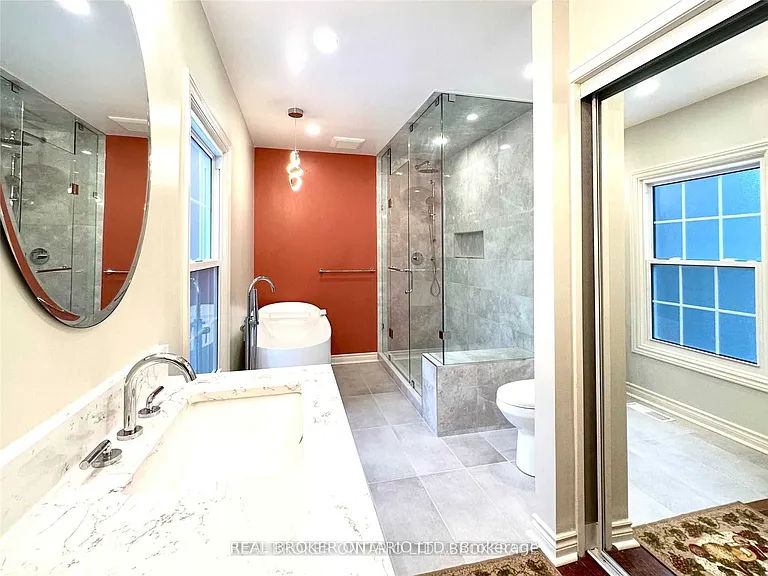 2524 King Richards Pl — Photo 16